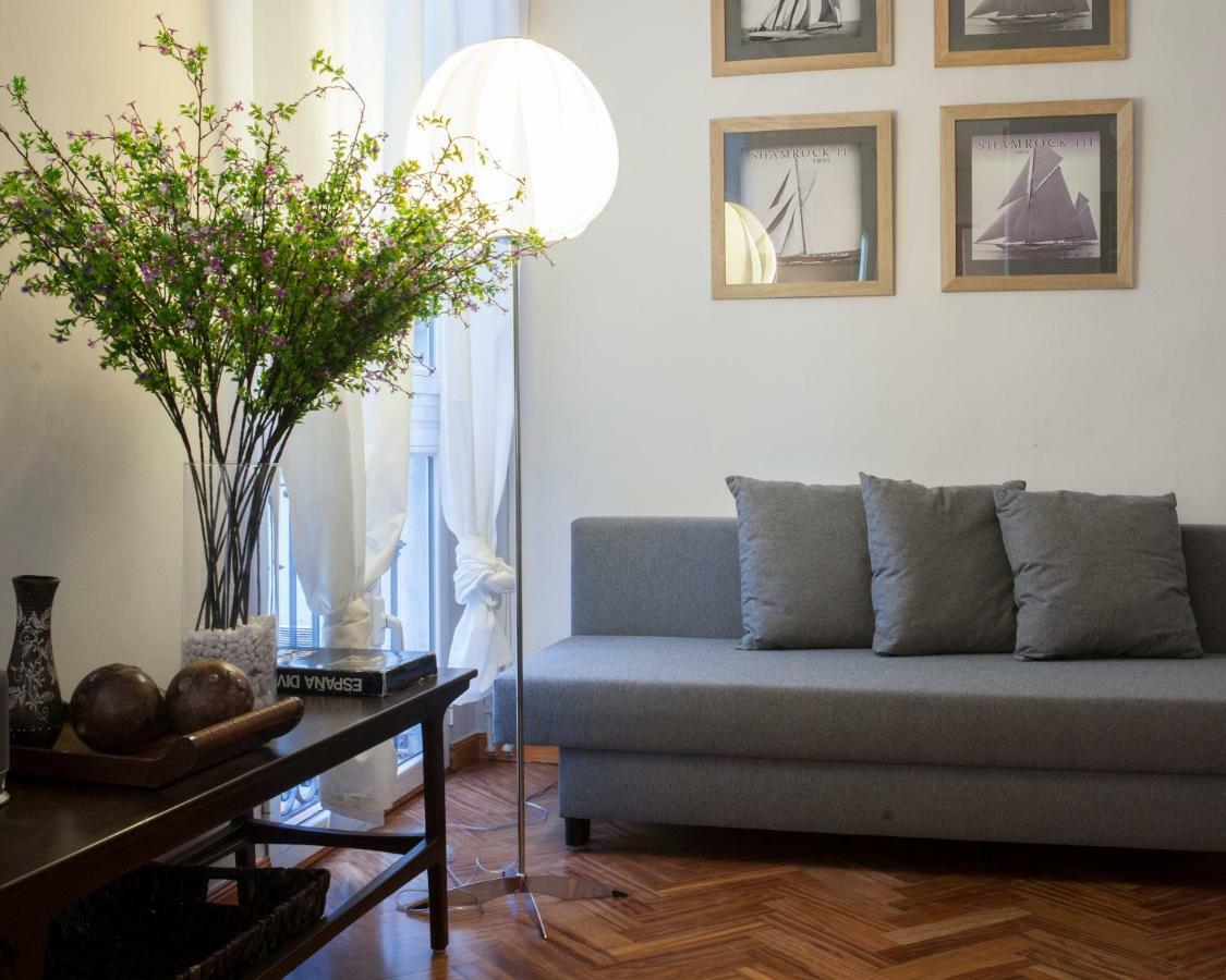 Elegante Piso Junto Al Museo Del Prado Leilighet Madrid Eksteriør bilde